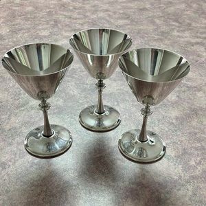 Vintage Primrose Wine Goblets (3)